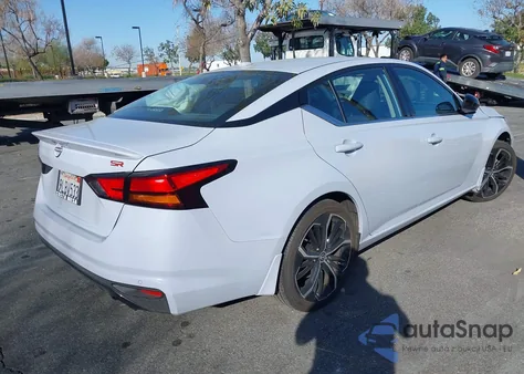 2024 Nissan Altima Sr Fwd z USA, uszkodzony, nr VIN 1N4BL4CV6RN321352